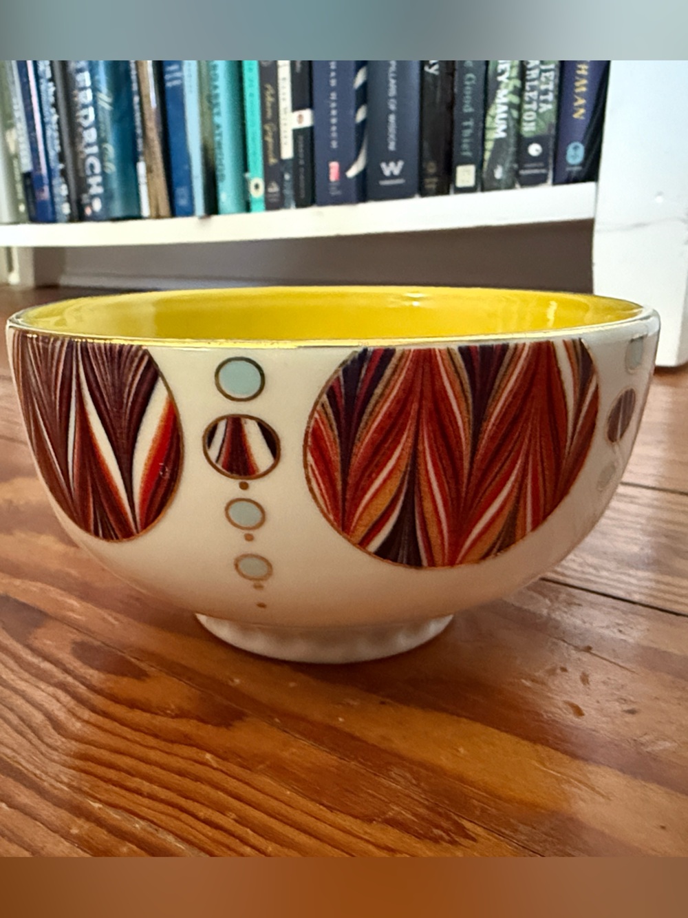 Anthropologie Stoneware Ceramic Footed Abstract Quillen nut Bowl yellow